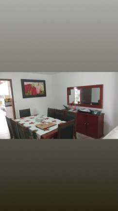 Imagem Casa com 3 Quartos à Venda, 94 m² em Novo Mundo - Curitiba Imagem Casa com 3 Quartos à Venda, 94 m² em Novo Mundo - Curitiba