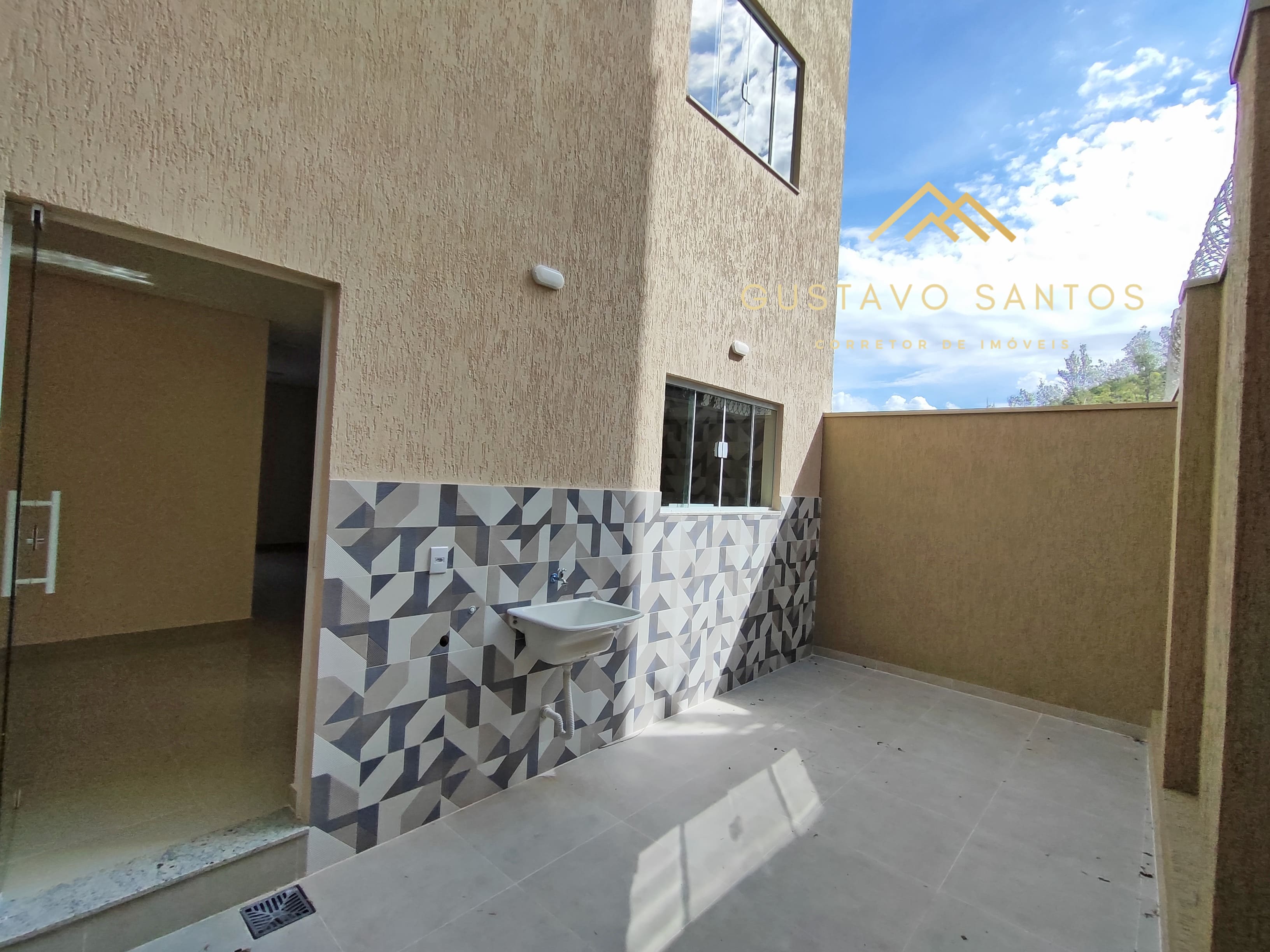 Imagem Sobrado com 3 Quartos à Venda, 86 m²em Varginha - Itajubá