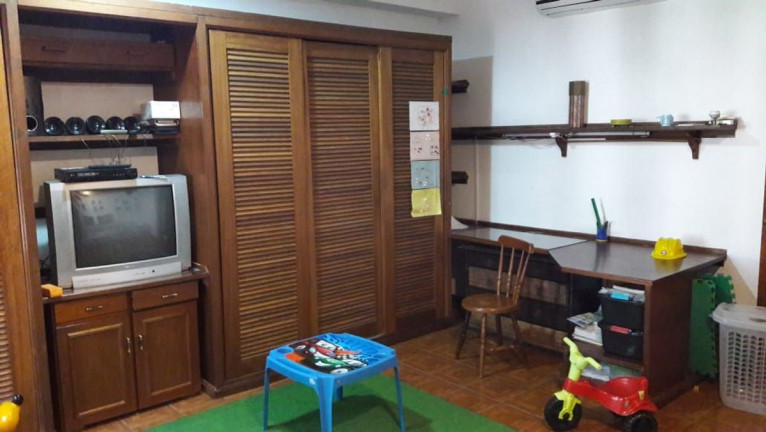 Imagem Casa com 4 Quartos à Venda, 268 m² em Cristo Redentor - Porto Alegre