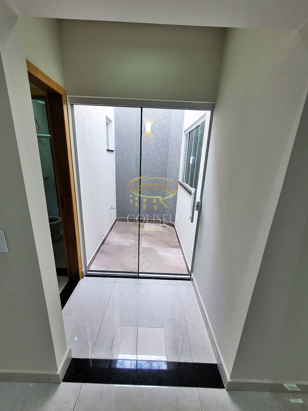 Imagem Casa com 3 Quartos à Venda, 104 m²em Jardim Novo Oásis - Maringá Imagem Casa com 3 Quartos à Venda, 104 m²em Jardim Novo Oásis - Maringá