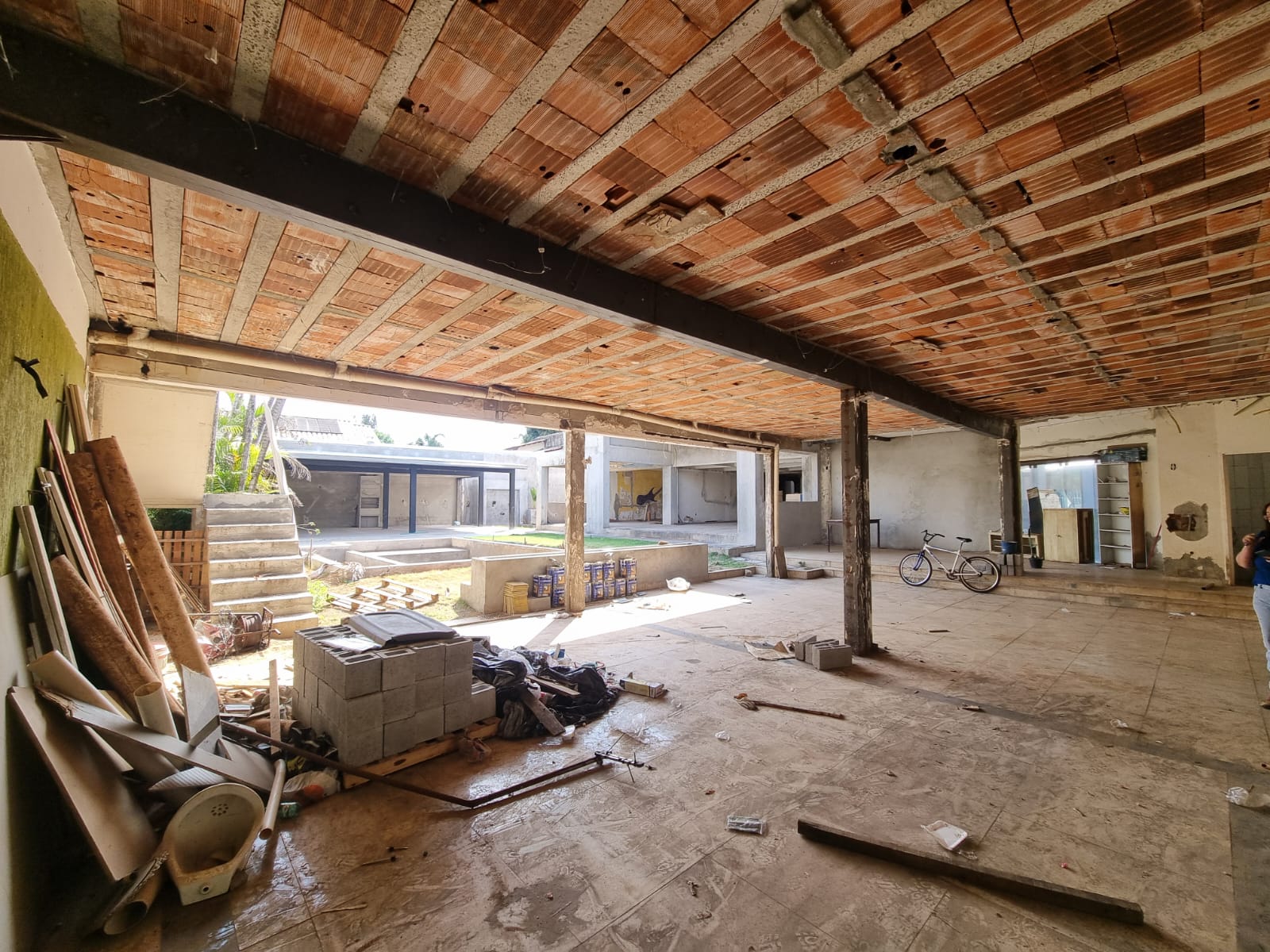 Imagem Sobrado com 5 Quartos à Venda, 877 m² em Setor Jaó - Goiânia Imagem Sobrado com 5 Quartos à Venda, 877 m² em Setor Jaó - Goiânia