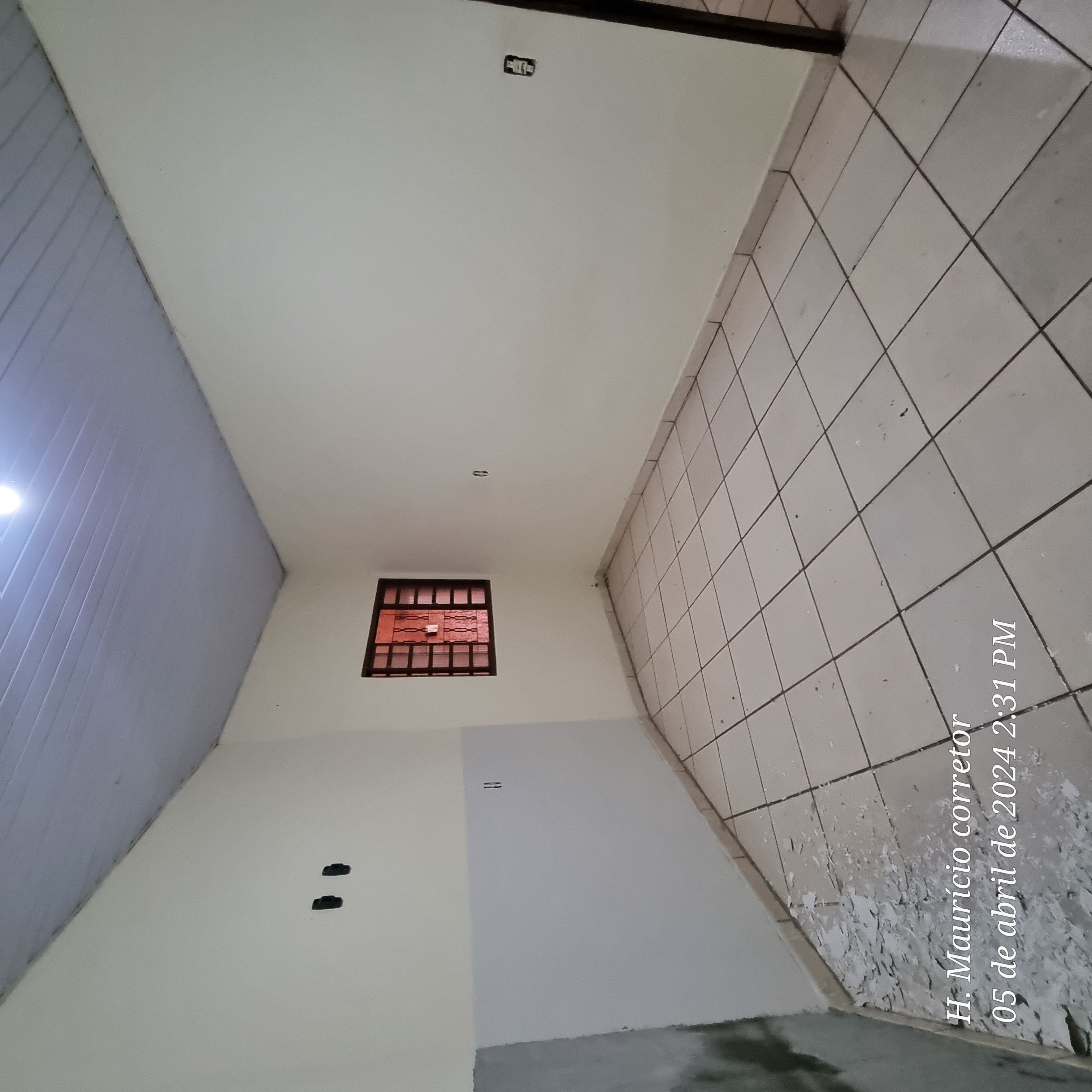 Imagem Casa com 10 Quartos à Venda, 268 m²em Setor São José - Goiânia