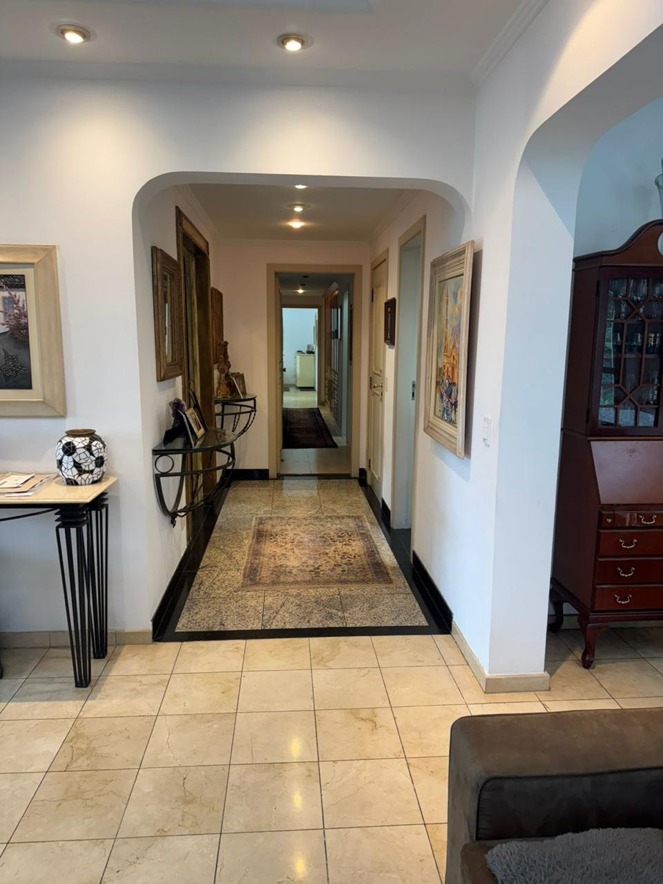 Apartamento com 3 Quartos à Venda ou Locação, 247 m² em Vila Suzana - São Paulo