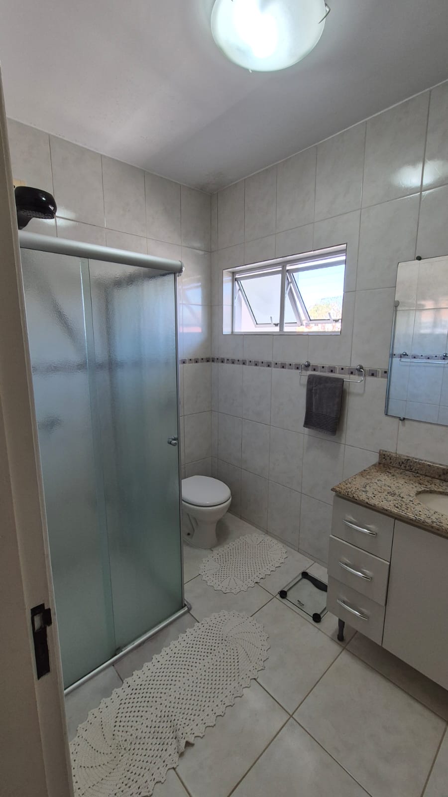 Imagem Sobrado com 3 Quartos à Venda, 177 m² em Cajuru - Curitiba