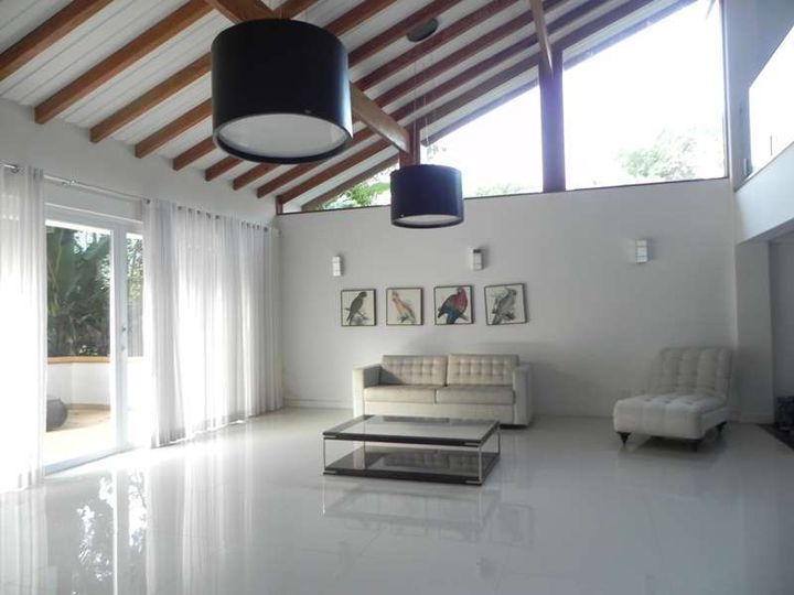 Imagem Casa de Condomínio com 5 Quartos à Venda, 500 m² em Várzea&nbsp; - Teresópolis