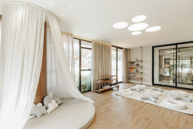 Imagem Apartamento com 3 Quartos à Venda,  em Água Verde - Curitiba