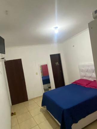 Imagem Sobrado com 3 Quartos à Venda,  em Jardim Beirute - Guarulhos