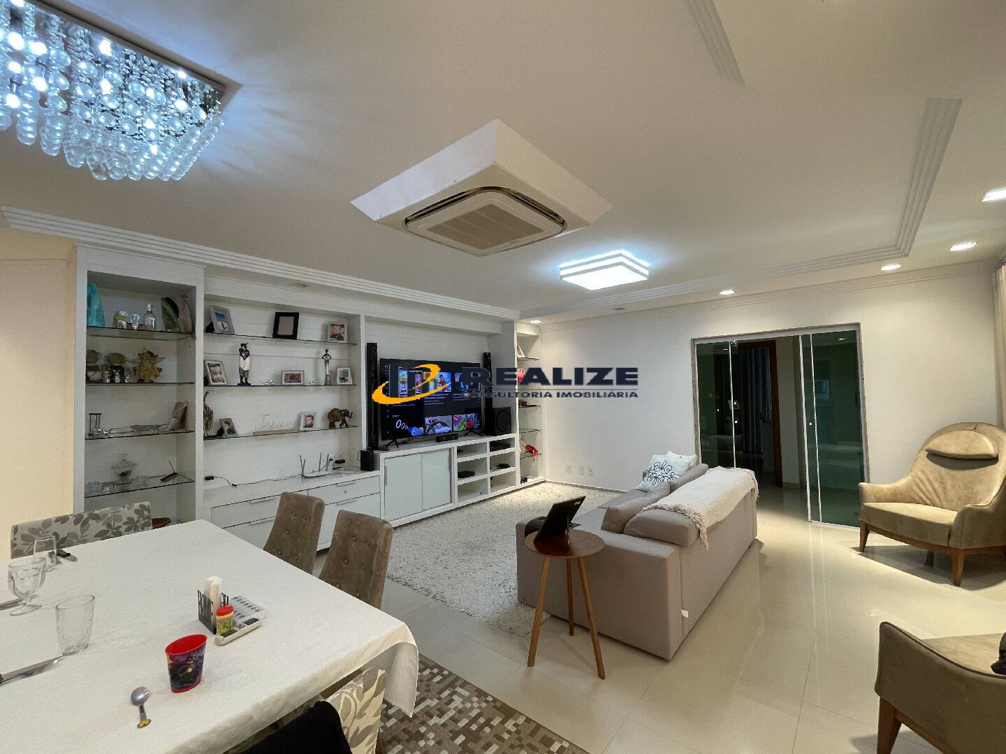 Imagem Apartamento com 3 Quartos à Venda, 245 m²em Parque Flamboyant - Campos dos Goytacazes Imagem Apartamento com 3 Quartos à Venda, 245 m²em Parque Flamboyant - Campos dos Goytacazes
