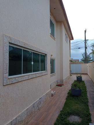 Imagem Casa com 3 Quartos à Venda,  em Verdes Mares - Rio das Ostras