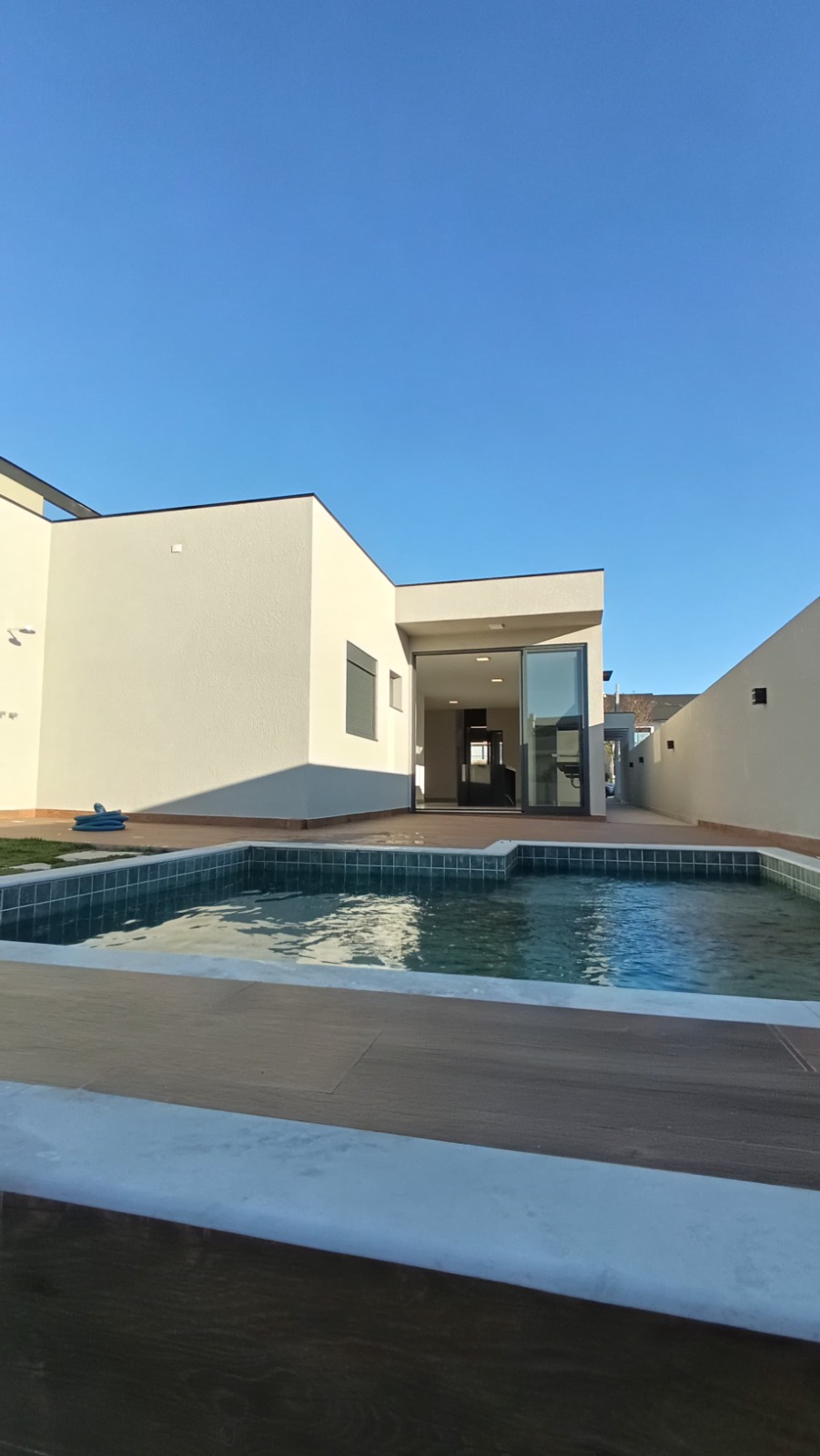 Imagem Casa com 3 Quartos à Venda, 214 m² em Condomínio Residencial Fazenda Santa Helena - Bragança Paulista Imagem Casa com 3 Quartos à Venda, 214 m² em Condomínio Residencial Fazenda Santa Helena - Bragança Paulista
