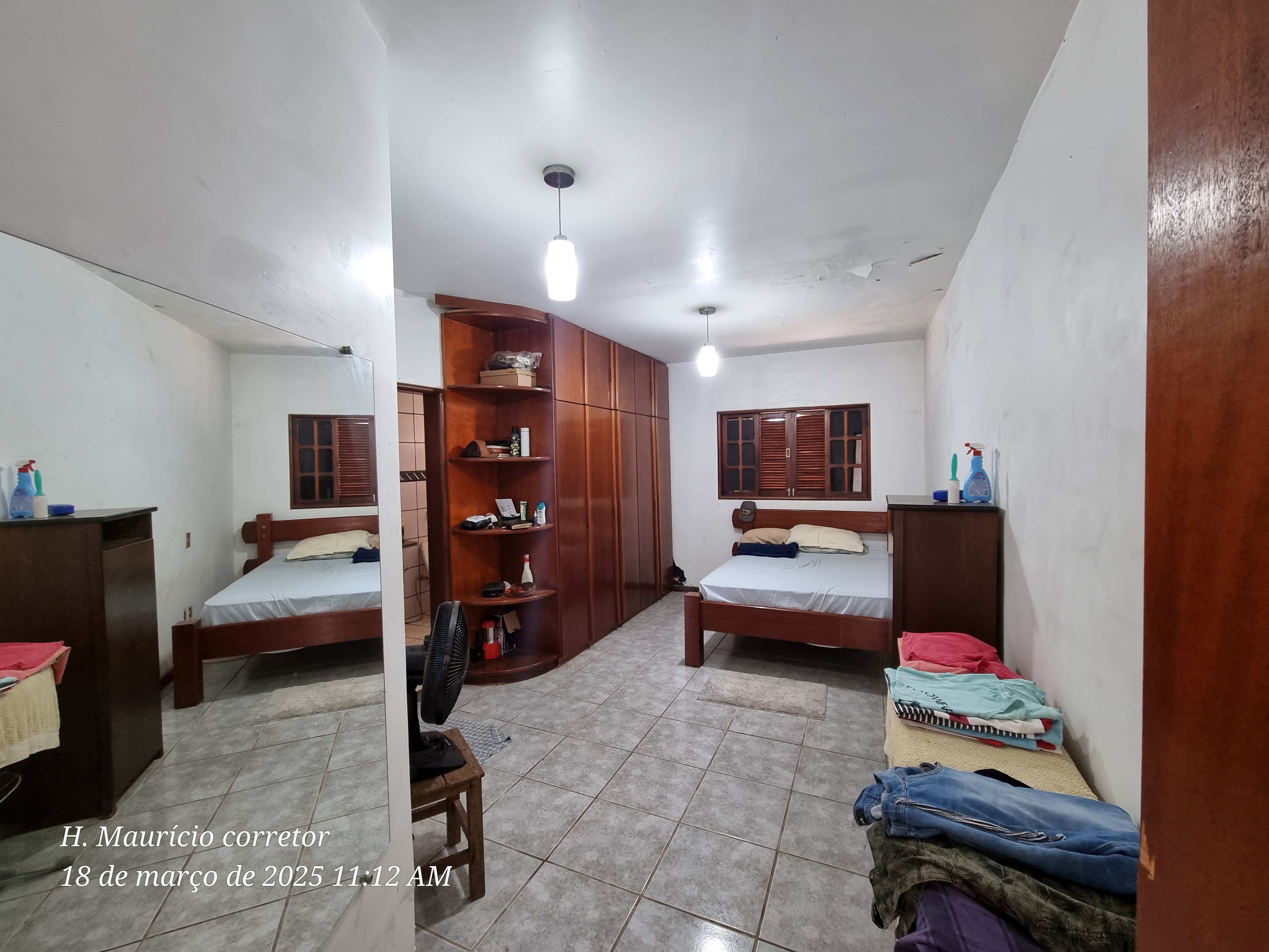 Imagem Casa com 2 Quartos à Venda, 191 m² em Setor Jaó - Goiânia Imagem Casa com 2 Quartos à Venda, 191 m² em Setor Jaó - Goiânia