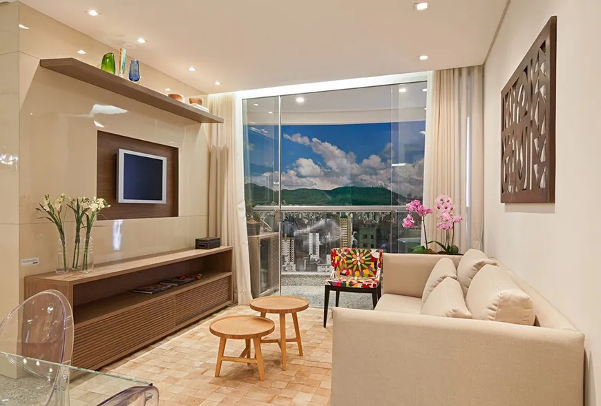 Imagem Apartamento com 3 Quartos à Venda, 83 m²em Lourdes - Belo Horizonte