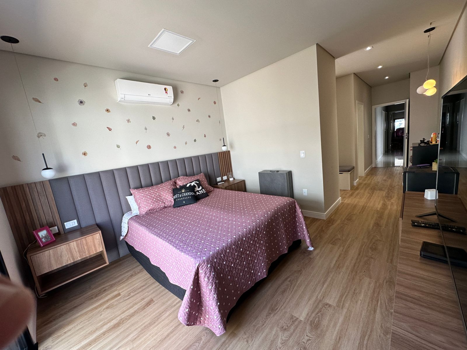 Imagem Casa de Condomínio com 3 Quartos à Venda, 270 m²em Medeiros - Jundiaí Imagem Casa de Condomínio com 3 Quartos à Venda, 270 m²em Medeiros - Jundiaí