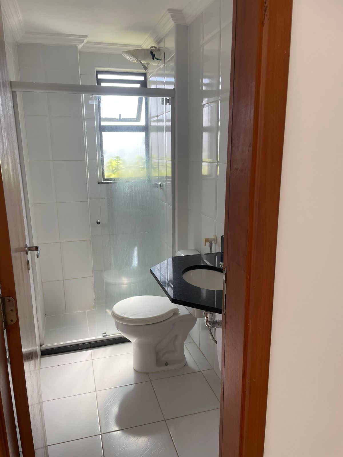 Imagem Apartamento com 2 Quartos para Alugar, 74 m²em Pitangueiras - Lauro de Freitas