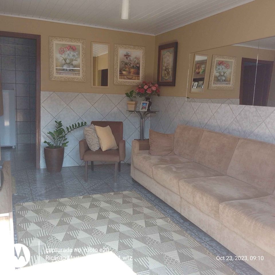 Imagem Casa com 3 Quartos à Venda, 180 m²em Santa Luzia - Criciúma