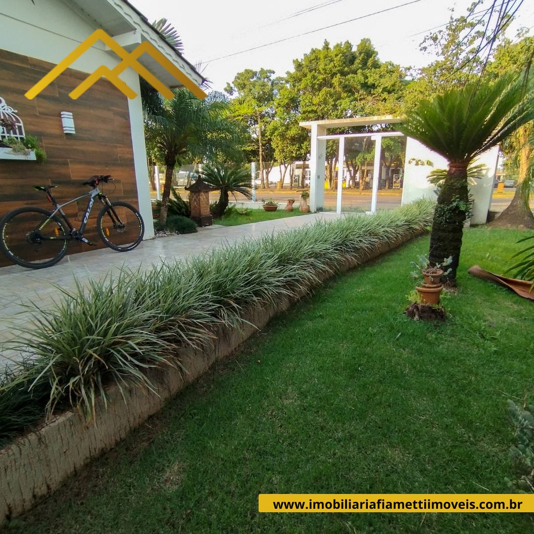 Imagem Casa com 3 Quartos à Venda, 400 m²em centro - Seberi Imagem Casa com 3 Quartos à Venda, 400 m²em centro - Seberi
