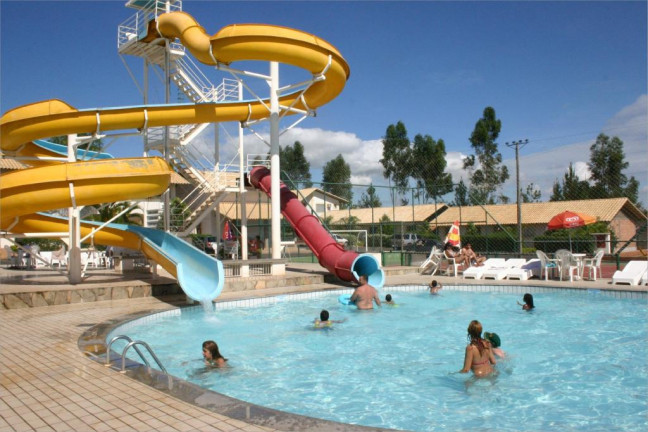 Imagem Casa de Condomínio com 1 Quarto à Venda ou Locação, 39 m² em Chácara Roma - Caldas Novas