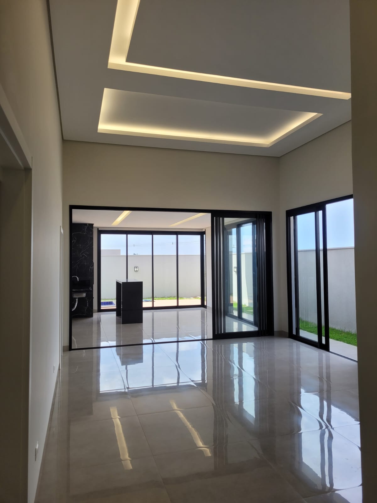 Imagem Casa com 3 Quartos à Venda, 210 m²em Alphaville Campo Grande 3 - Campo Grande Imagem Casa com 3 Quartos à Venda, 210 m²em Alphaville Campo Grande 3 - Campo Grande