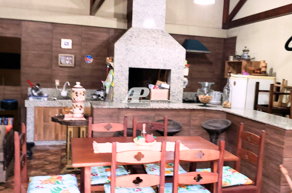 Imagem Casa com 5 Quartos à Venda, 277 m²em Estrela - Ponta Grossa