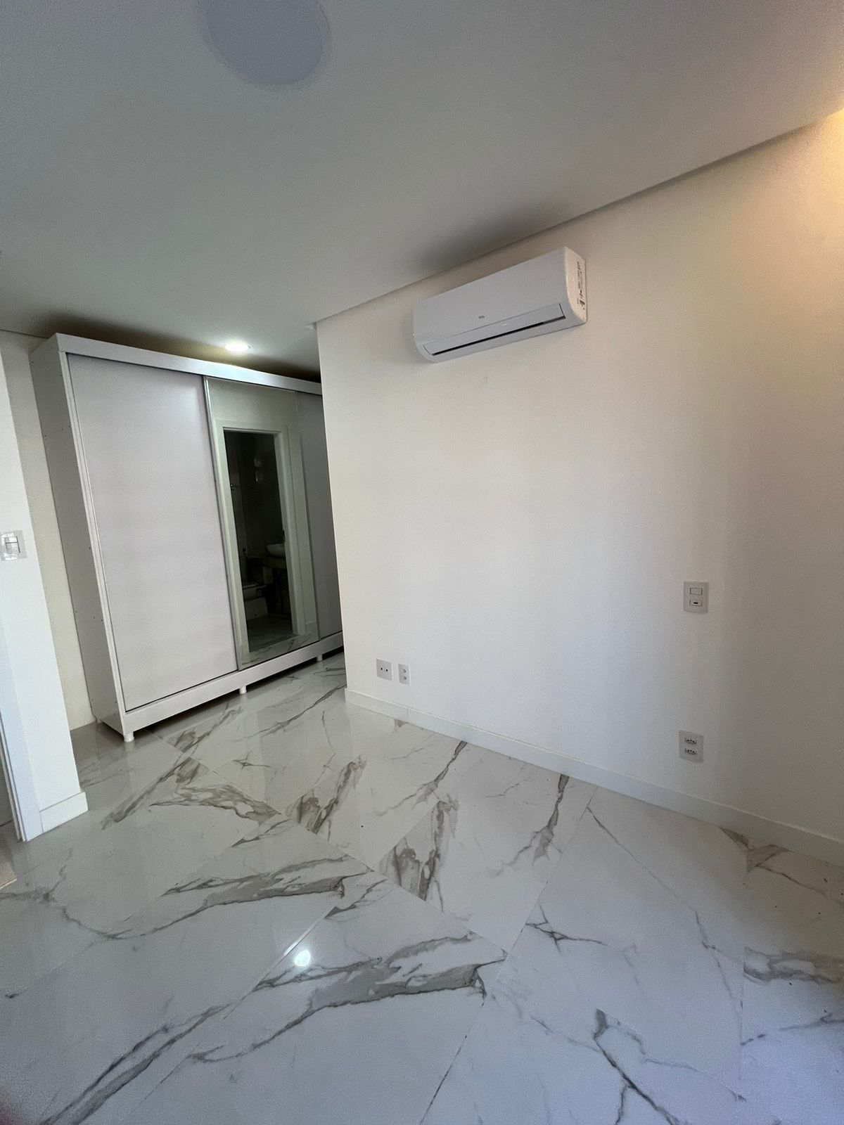 Imagem Apartamento com 2 Quartos para Alugar, 91 m²em Batista Campos - Belém Imagem Apartamento com 2 Quartos para Alugar, 91 m²em Batista Campos - Belém