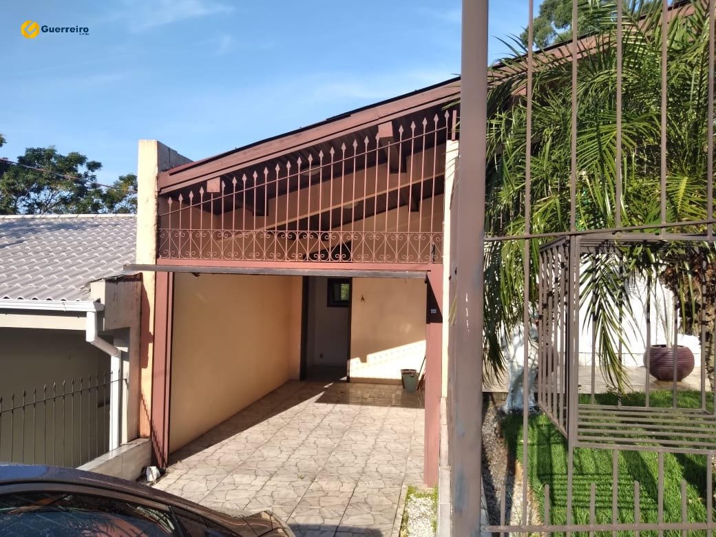 Imagem Casa com 3 Quartos à Venda, 190 m² em Trindade - Florianópolis
