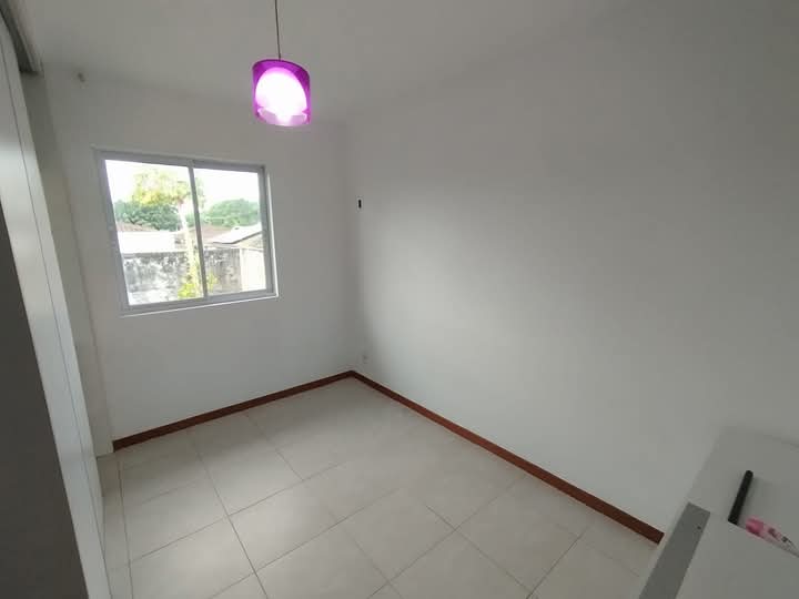 Imagem Casa de Condomínio com 3 Quartos para Alugar, 200 m²em Vila de Abrantes (Abrantes) - Camaçari Imagem Casa de Condomínio com 3 Quartos para Alugar, 200 m²em Vila de Abrantes (Abrantes) - Camaçari