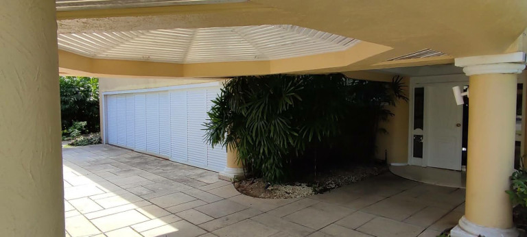 Imagem Casa de Condomínio com 5 Quartos à Venda, 1.008 m² em Barra da Tijuca - Rio de Janeiro Imagem Casa de Condomínio com 5 Quartos à Venda, 1.008 m² em Barra da Tijuca - Rio de Janeiro