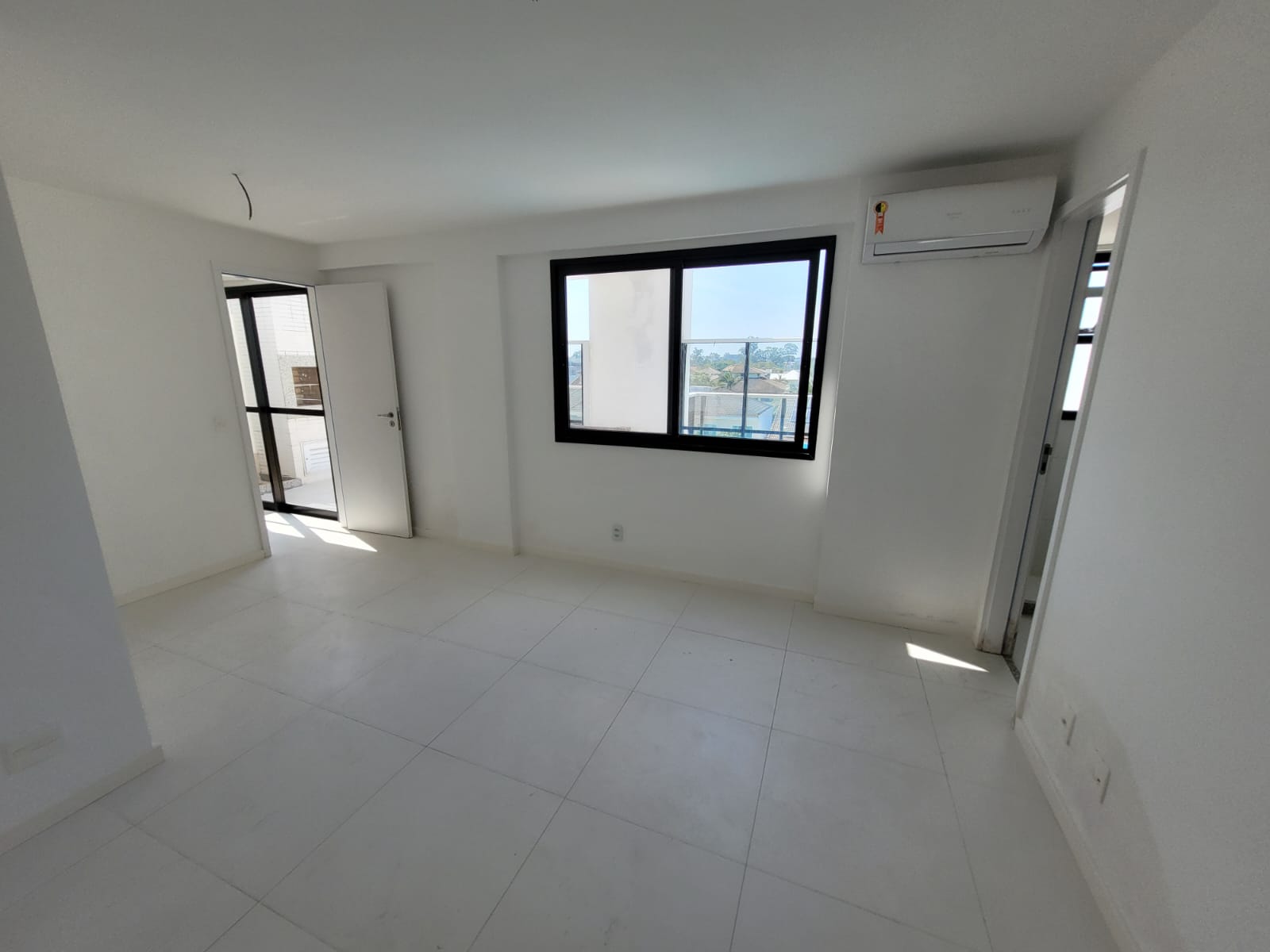 Imagem Cobertura com 3 Quartos à Venda ou Locação, 148 m² em Recreio dos Bandeirantes - Rio de Janeiro