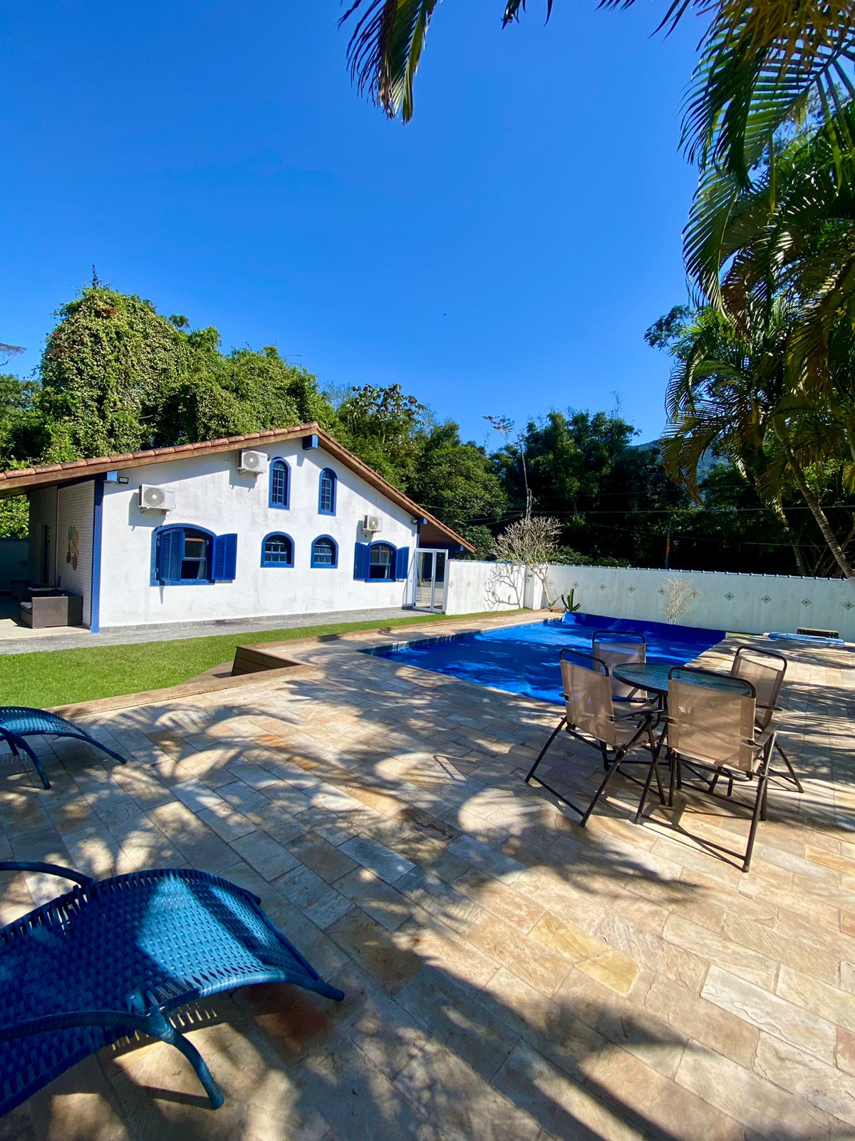 Imagem Casa de Condomínio com 4 Quartos à Venda, 160 m²em Massaguaçu - Caraguatatuba