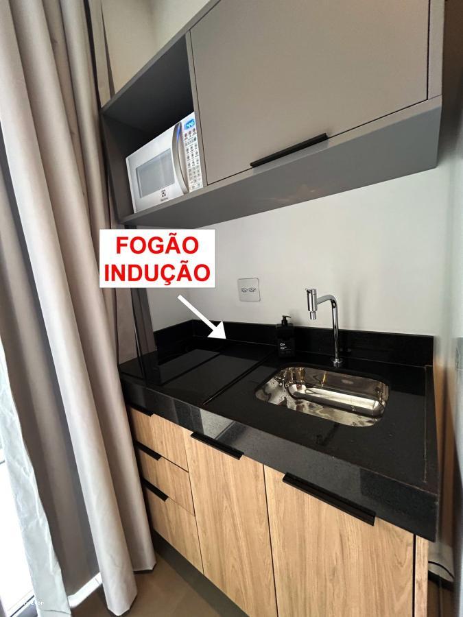 Imagem Apartamento com 1 Quarto para Alugar, 22 m²em Indianópolis - São Paulo