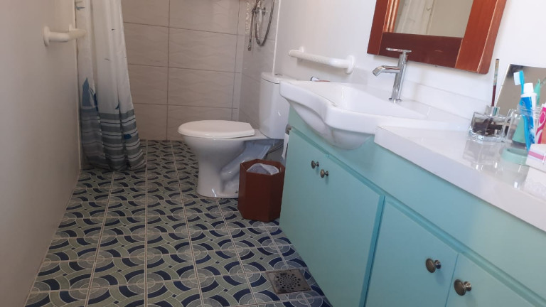 Imagem Apartamento com 3 Quartos para Alugar, 135 m²em Pitangueiras - Guarujá