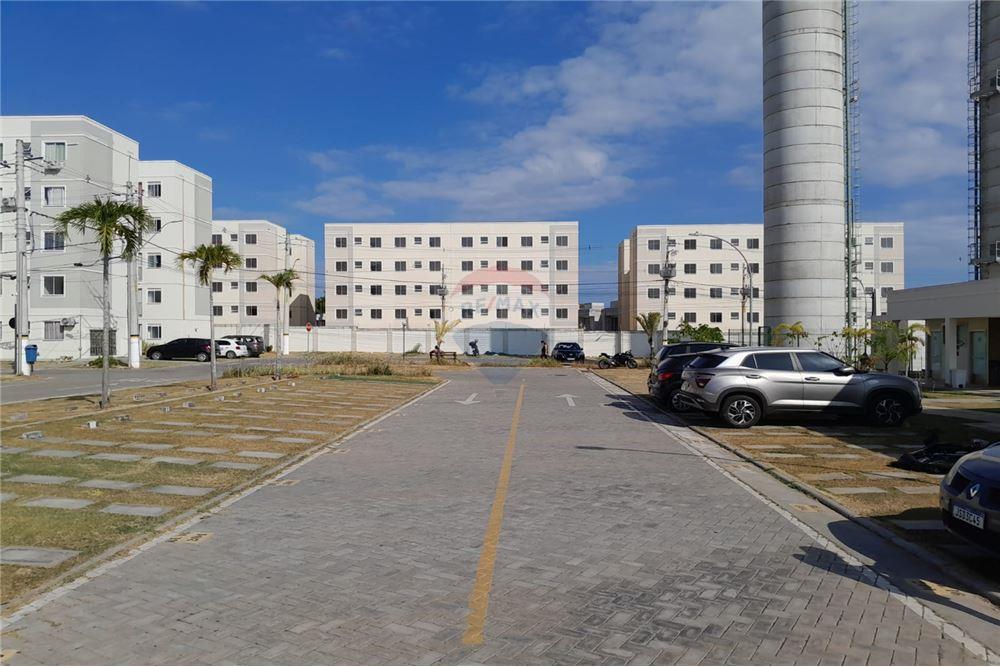 Imagem Apartamento com 2 Quartos à Venda, 42 m²em Alphaville (Abrantes) - Camaçari