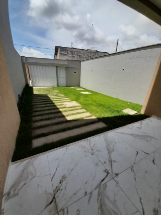 Imagem Casa com 3 Quartos à Venda, 123 m² em Centro - Eusébio Imagem Casa com 3 Quartos à Venda, 123 m² em Centro - Eusébio