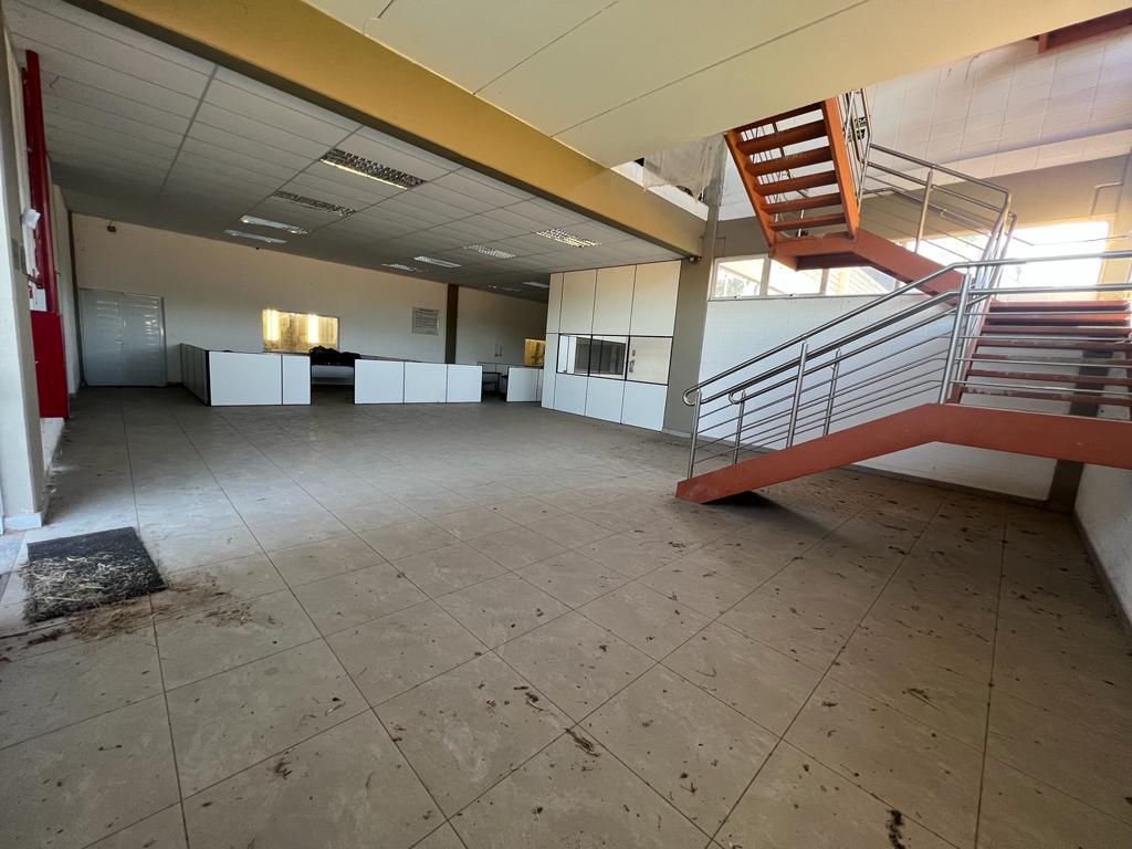 Imagem Galpão à Venda ou Locação, 5 m²em Aterrado - Monte Mor Imagem Galpão à Venda ou Locação, 5 m²em Aterrado - Monte Mor