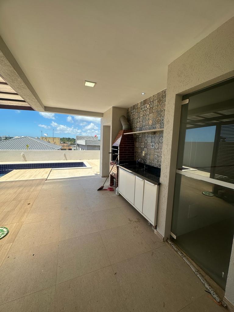 Imagem Casa de Condomínio com 5 Quartos à Venda ou Locação, 320 m²em Alphaville (Abrantes) - Camaçari