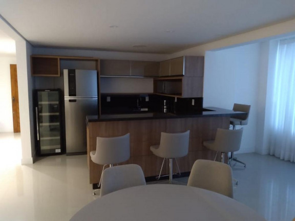 Apartamento com 3 Quartos à Venda, 132 m² em Estreito - Florianópolis