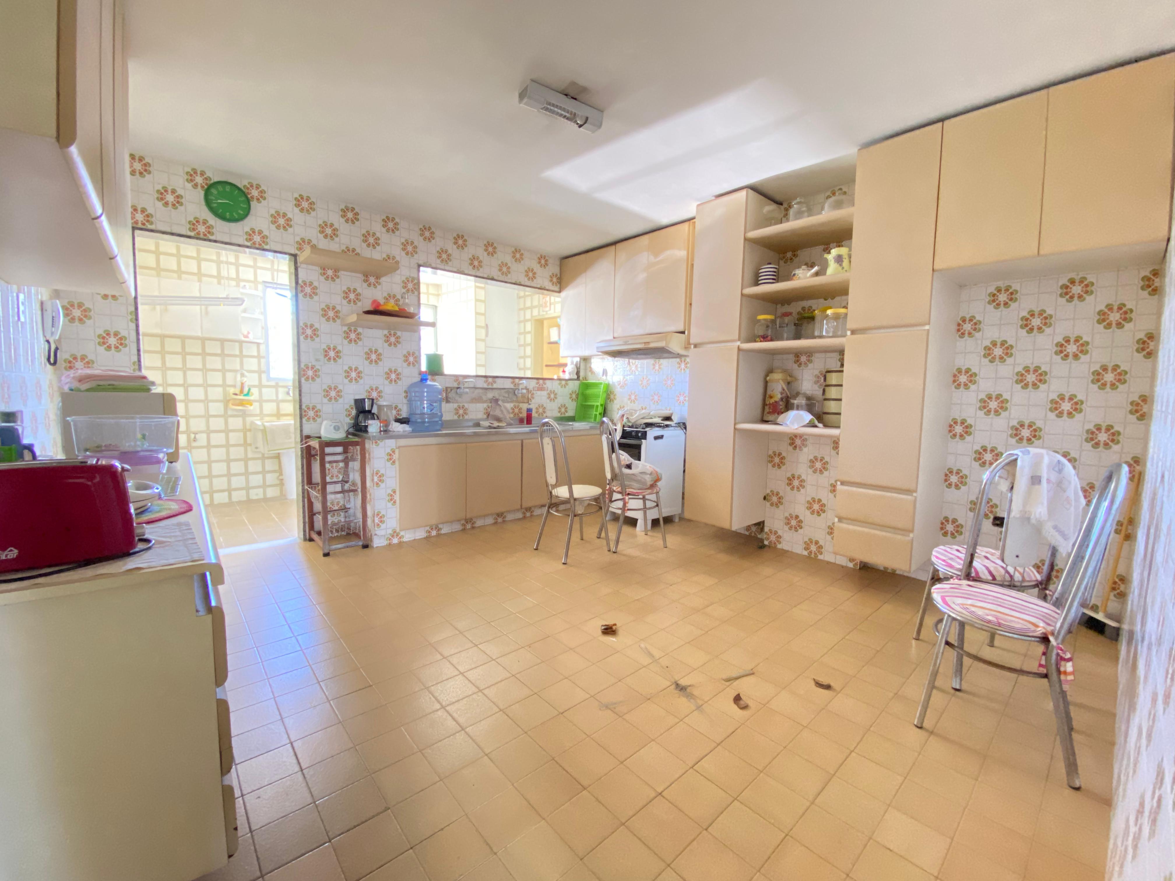 Imagem Apartamento com 3 Quartos à Venda, 126 m²em Boa Viagem - Recife