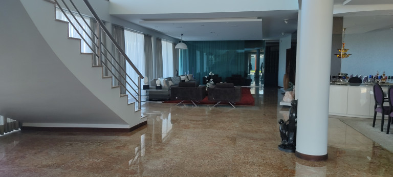 Imagem Sobrado com 5 Quartos à Venda, 999 m² em De Lourdes - Fortaleza Imagem Sobrado com 5 Quartos à Venda, 999 m² em De Lourdes - Fortaleza
