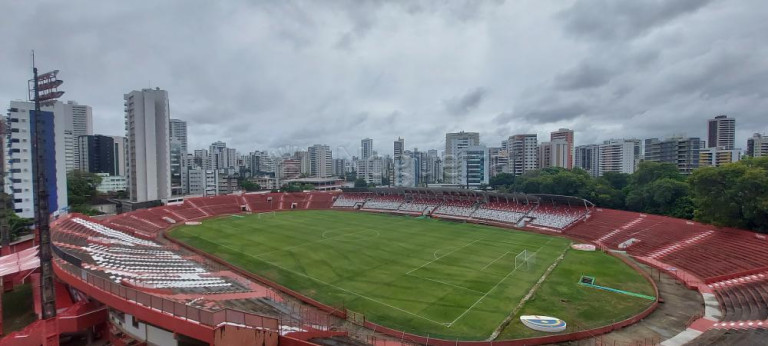 Foto do imóvel Apartamento com 3 Quartos à Venda, 106 m² em Aflitos - Recife