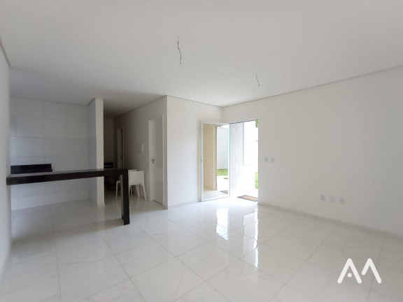 Imagem Casa com 3 Quartos à Venda, 110 m² em Encantada - Eusébio