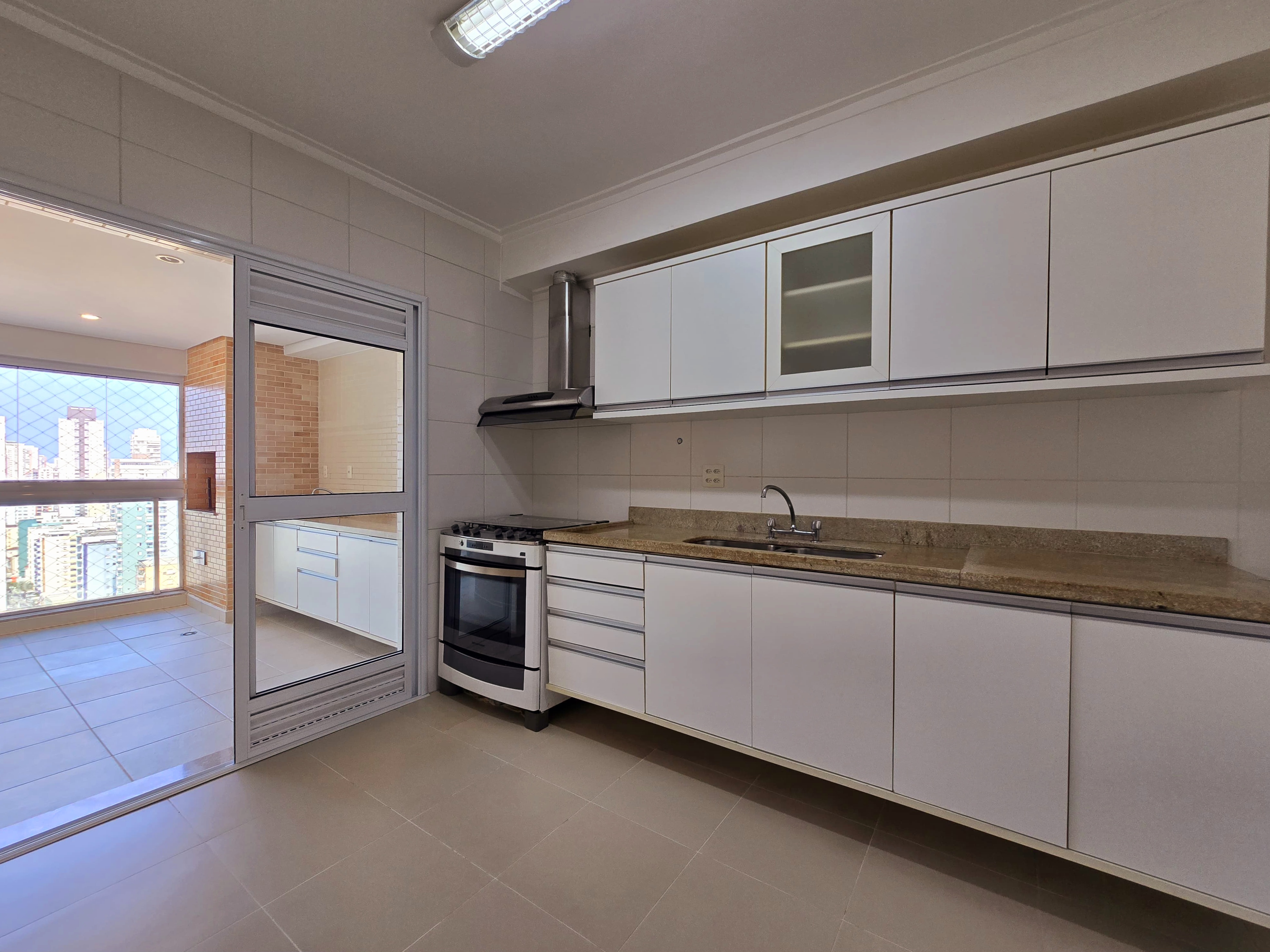 Imagem Apartamento com 4 Quartos à Venda, 204 m² em Boqueirão - Santos