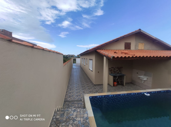 Imagem Casa com 2 Quartos à Venda, 62 m² em Jd. Jamaica - Itanhaém Imagem Casa com 2 Quartos à Venda, 62 m² em Jd. Jamaica - Itanhaém