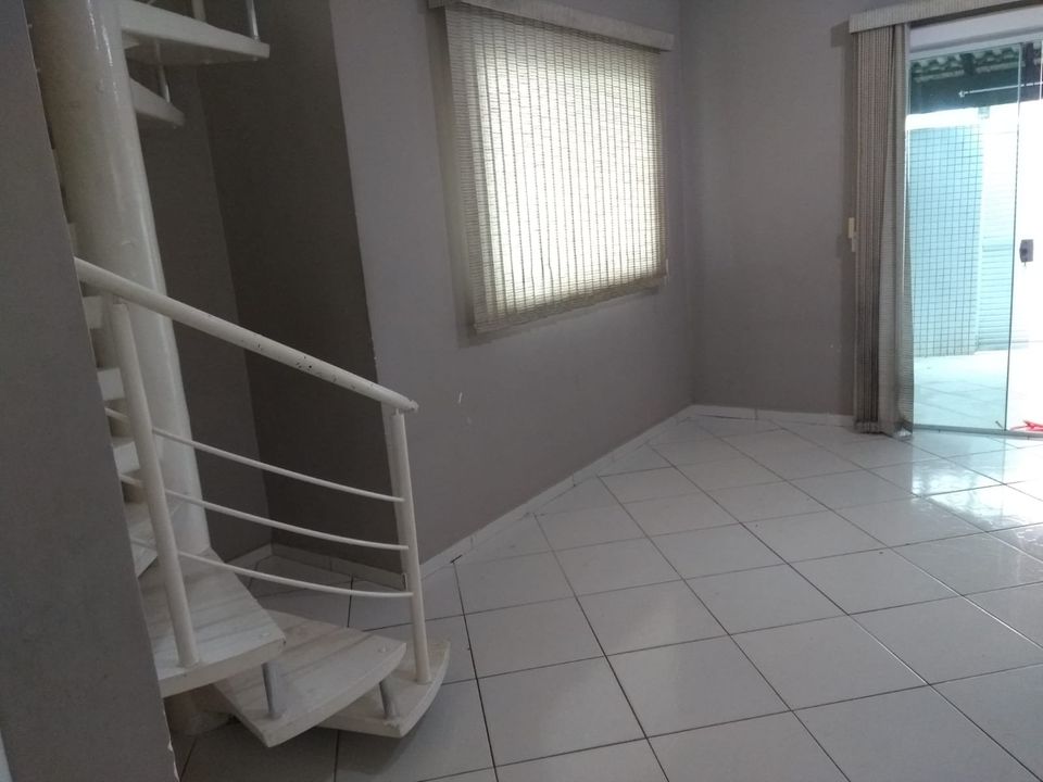 Imagem Casa com 2 Quartos à Venda ou Locação, 120 m²em Vila Santo Antônio - Guarujá Imagem Casa com 2 Quartos à Venda ou Locação, 120 m²em Vila Santo Antônio - Guarujá
