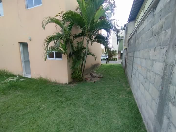 Imagem Casa de Condomínio com 3 Quartos para Alugar, 200 m²em Vila de Abrantes (Abrantes) - Camaçari Imagem Casa de Condomínio com 3 Quartos para Alugar, 200 m²em Vila de Abrantes (Abrantes) - Camaçari