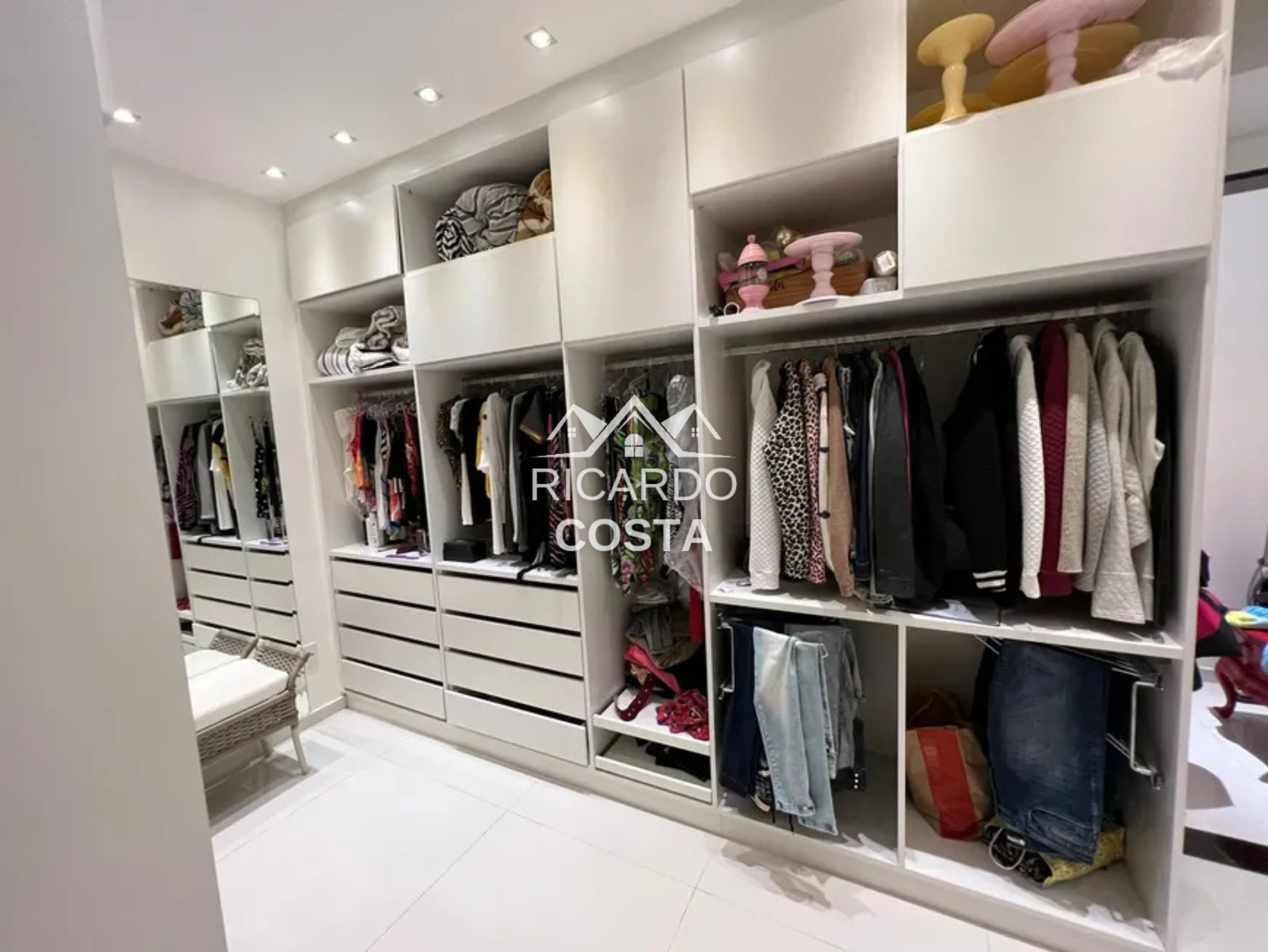 Imagem Casa de Condomínio com 3 Quartos à Venda ou Locação, 310 m² em Jacarepaguá - Rio de Janeiro