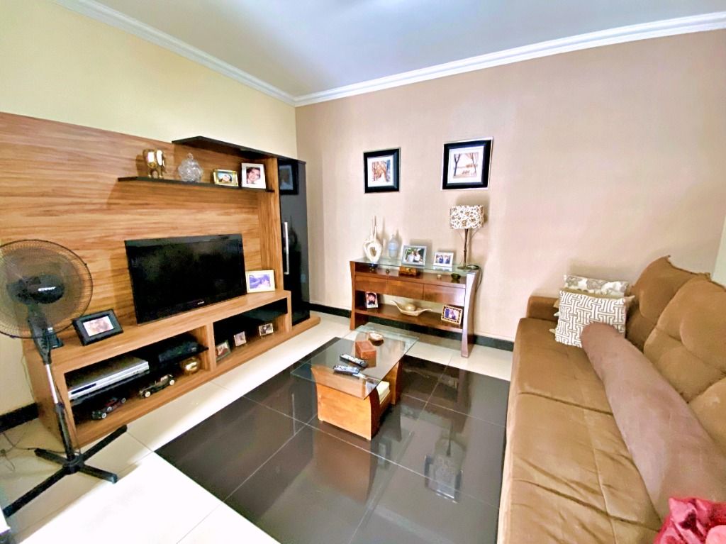 Imagem Casa com 3 Quartos à Venda, 266 m² em Planalto - Belo Horizonte