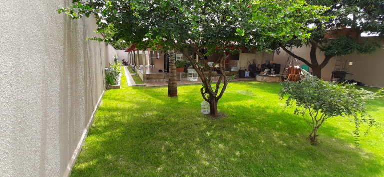 Imagem Casa com 4 Quartos à Venda, 180 m² em Jardim das Cascatas - Aparecida de Goiânia
