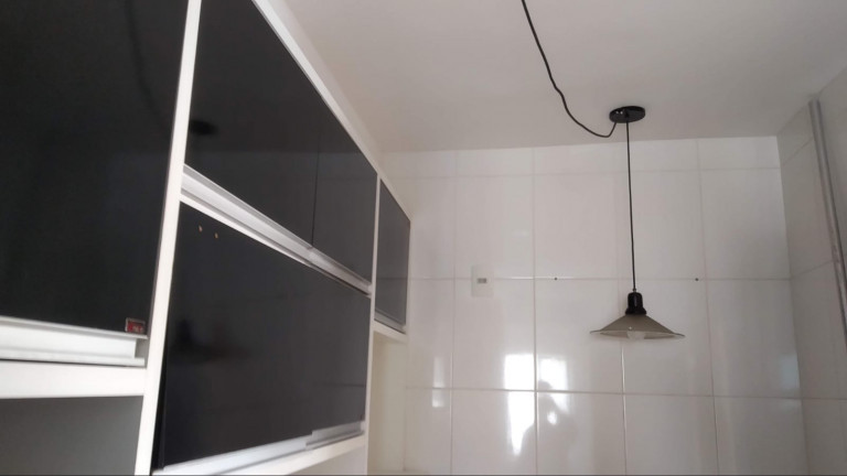Imagem Apartamento com 3 Quartos para Alugar, 1 m² em Recanto dos Vinhais - São Luís