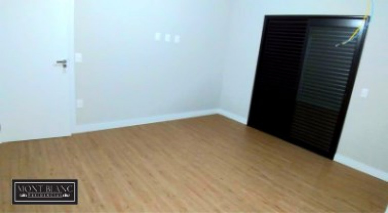 Imagem Casa de Condomínio com 3 Quartos à Venda, 220 m² em Jardim Residencial Mont Blanc - Sorocaba