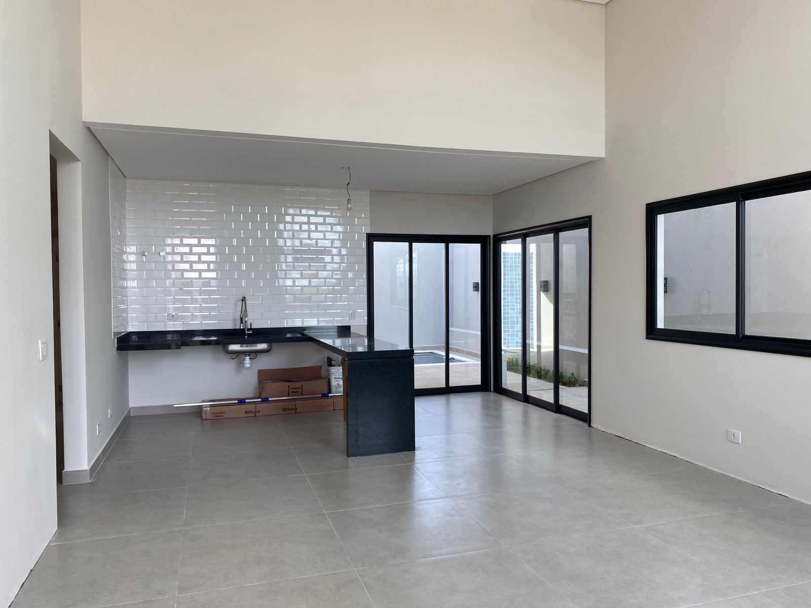 Imagem Casa de Condomínio com 3 Quartos à Venda, 152 m²em Loteamento Floresta - São José dos Campos